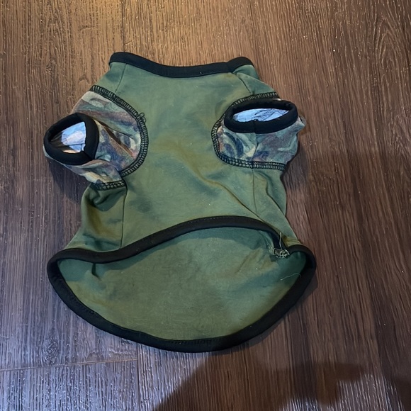 Bond & Co furry boss camo dog shirt xs extra small - Picture 3 of 4